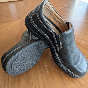 Born Black Leather Men's Loafers - 8.5US/40eu size.